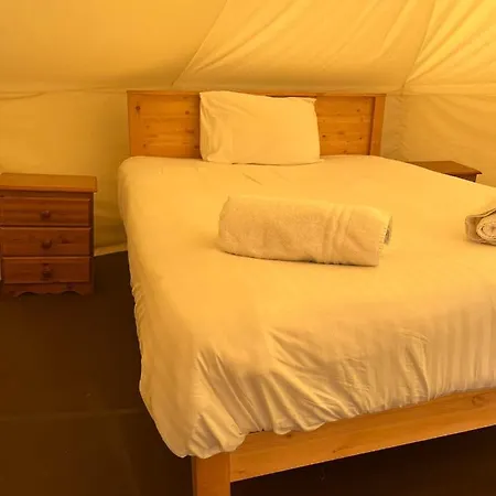 Tipi - Pengarreg Hotel Aberystwyth Exterior photo